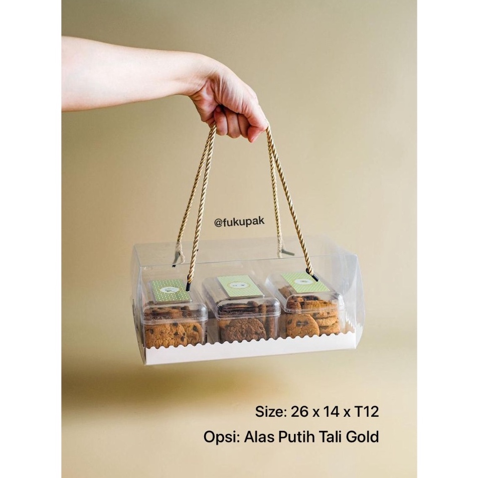 

Harga Deal Box MIka Tali Rollcake 2 pcs 25x12 26x14 31x12 kotak mika transparan Clear Cake Box with Rope Handle