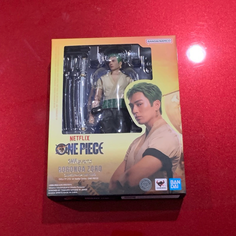 SHF Roronoa Zoro Serial TV One Piece Bandai