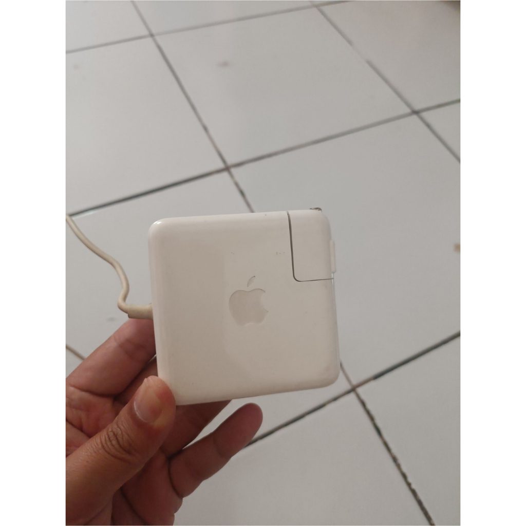 60W MagSafe Power Adapter (Bekas MacBook Pro Mid 2009 Original) BISA NEGO