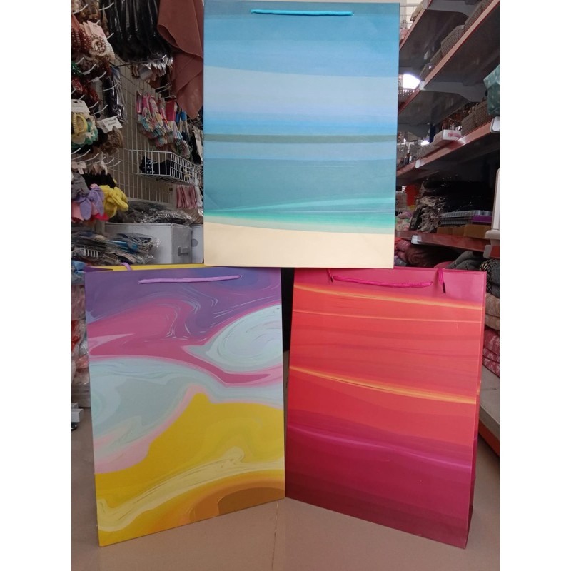 

paperbag 40 x 30 cm 080305