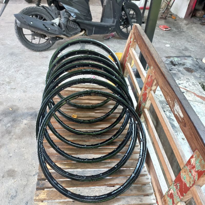 velg did besi Ring 18 warna hitam gloss ukuran 140/160/185/215.