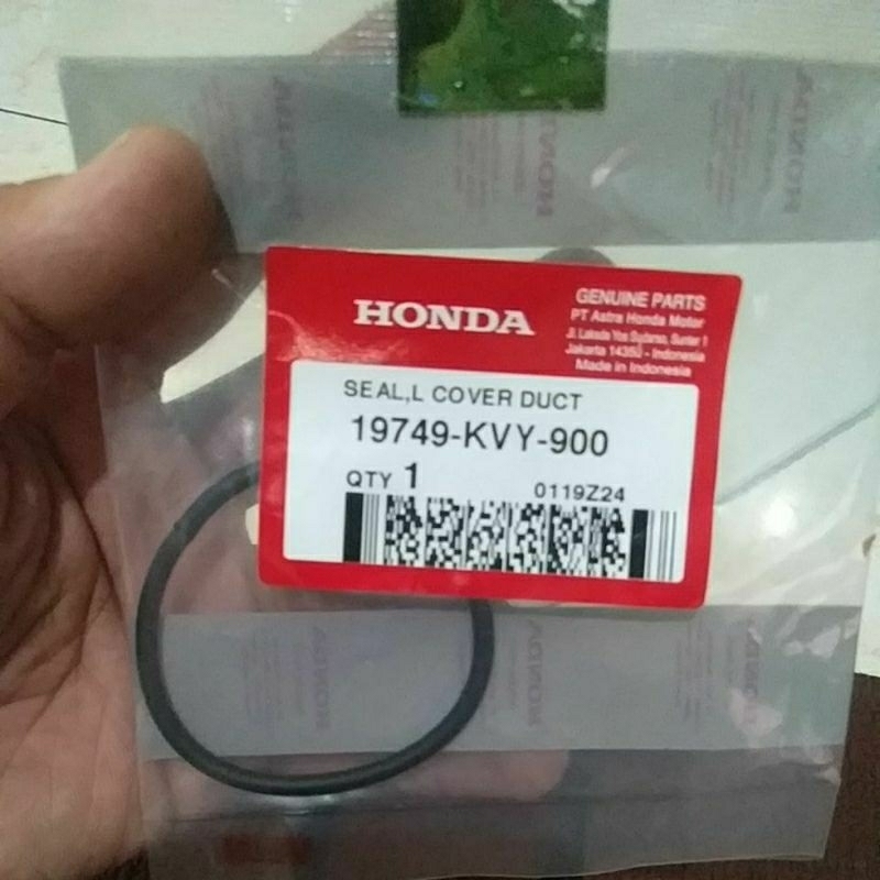 Seal cover tutup Cvt scoopy beat karbu ori AHM