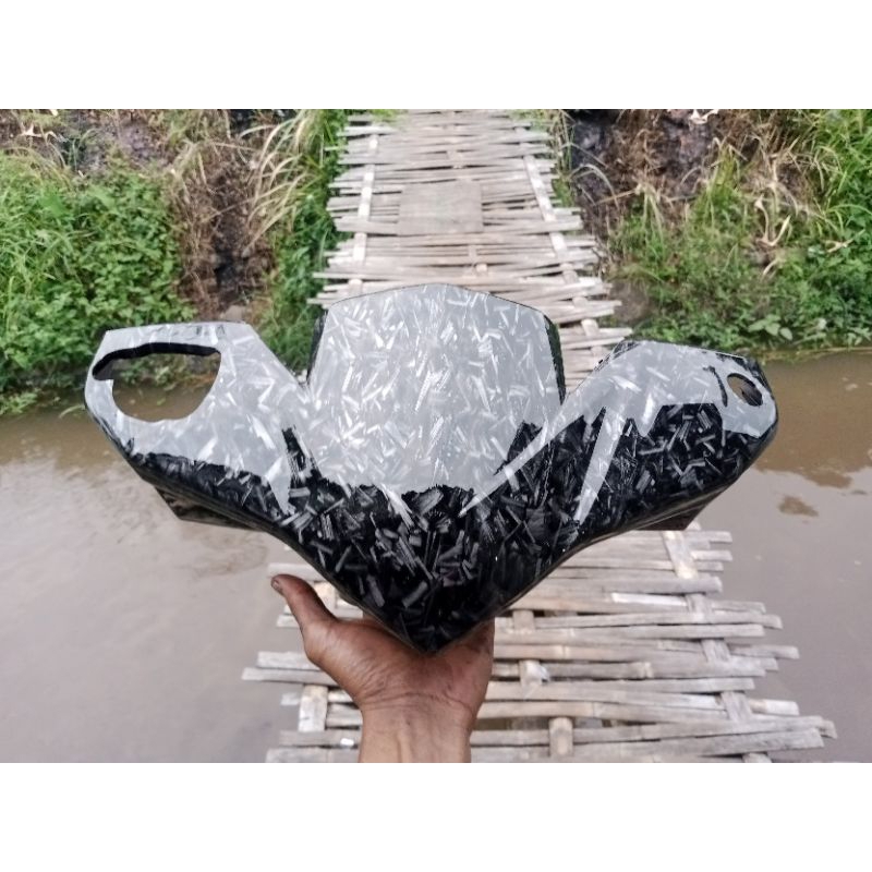 BOTAK DEPAN  VARIO TECHNO CARBU 110 LAMA CARBON