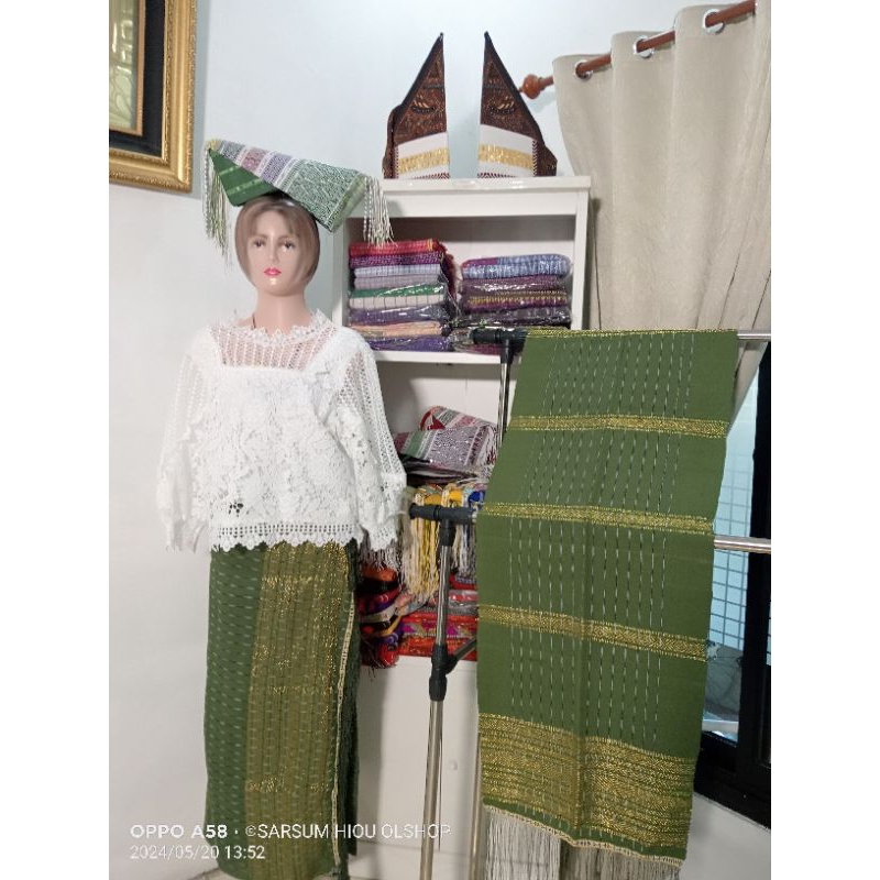 Ulos Hiou Simalungun Hatirongga Tenun Safari (Jadul) Jukit Qristal