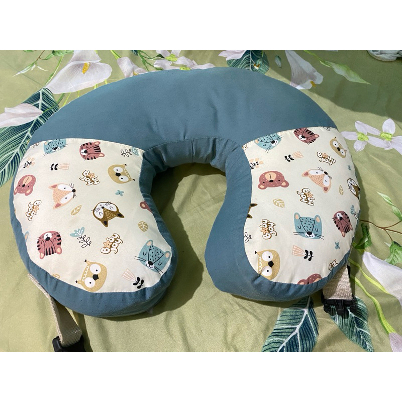 bantal menyusui baby joy