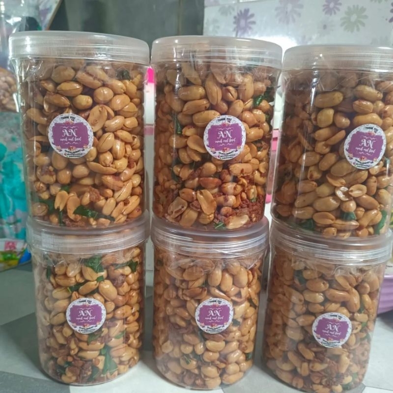 

Kacang goreng daun jeruk isi 500 gram