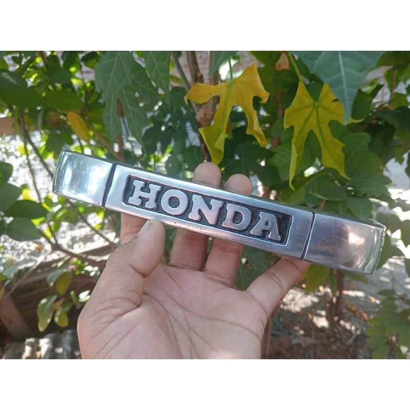 KUMISAN SKOK DEPAN HONDA GL100 KUMIS LOGO SKOK DEPAN HONDA GL 100 PNP SKOK GL,MP,TIGER