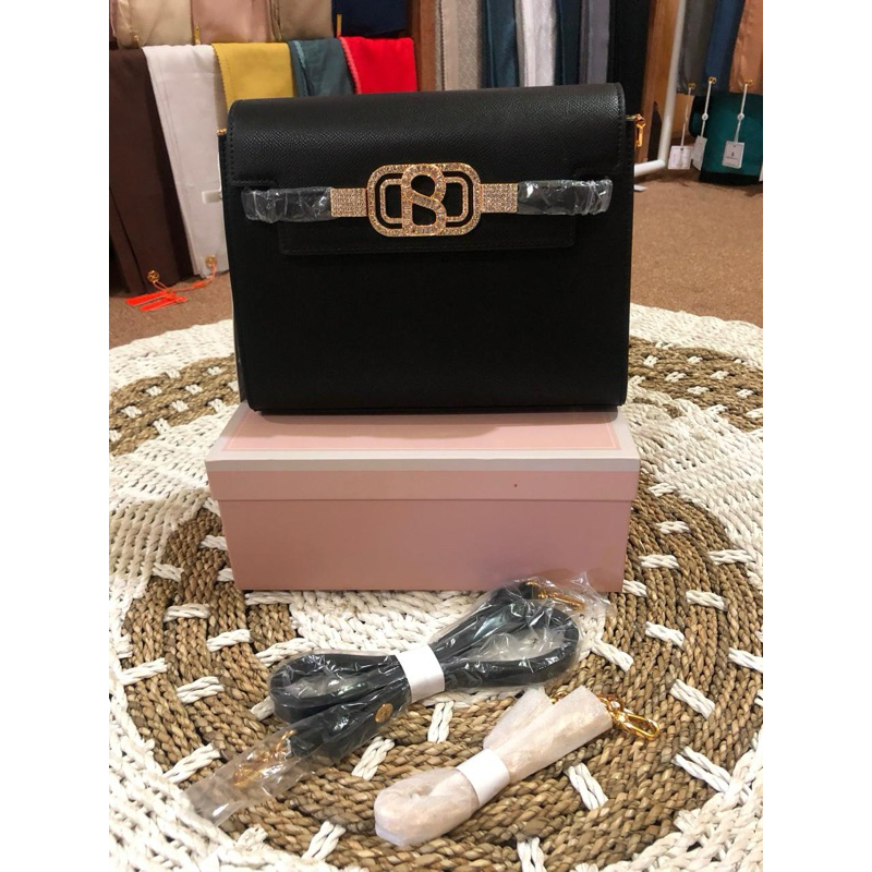 sarah bag buttonscarves