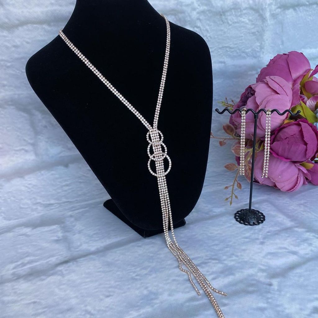 Rhinestone Tassel Choker Necklace