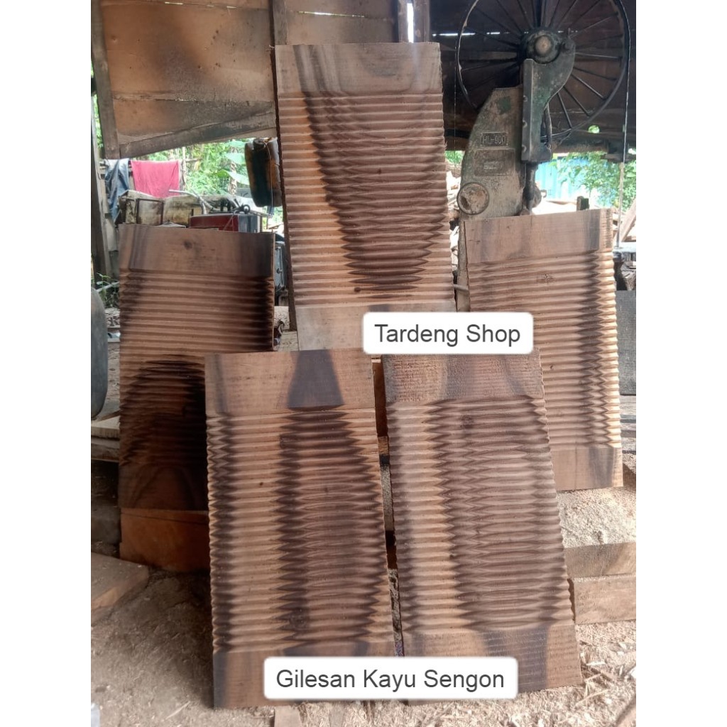 TRS - Papan Gilesan Kayu Sengon / Gilesan Cuci Kayu Suren / Basia Ukuran Besar 31*60 cm