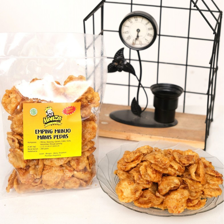 

Emping Mlinjo Manis pedas 200 gram Monza Snack