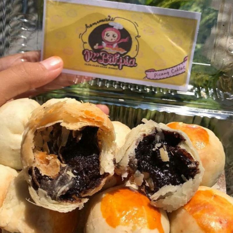 

Bakpia Basah Rasa Pisang Coklat