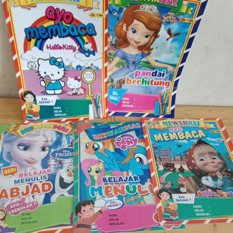 

Penjualan Favorit paket 5 pcs buku mewarnai karakter perempuan