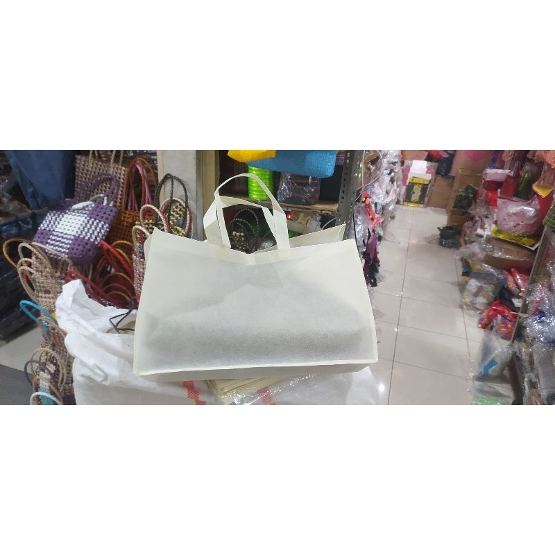 

Tas kain spunbond nasi box jumbo atau 40cm isi 12 pcs