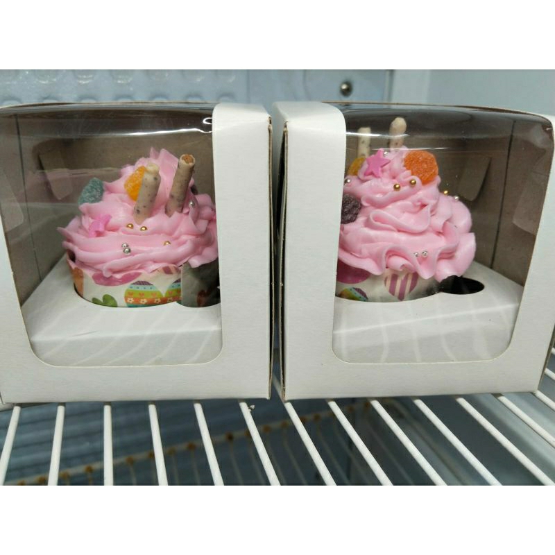 

(RANDOM/DADAKAN) CUPCAKE ULANG TAHUN