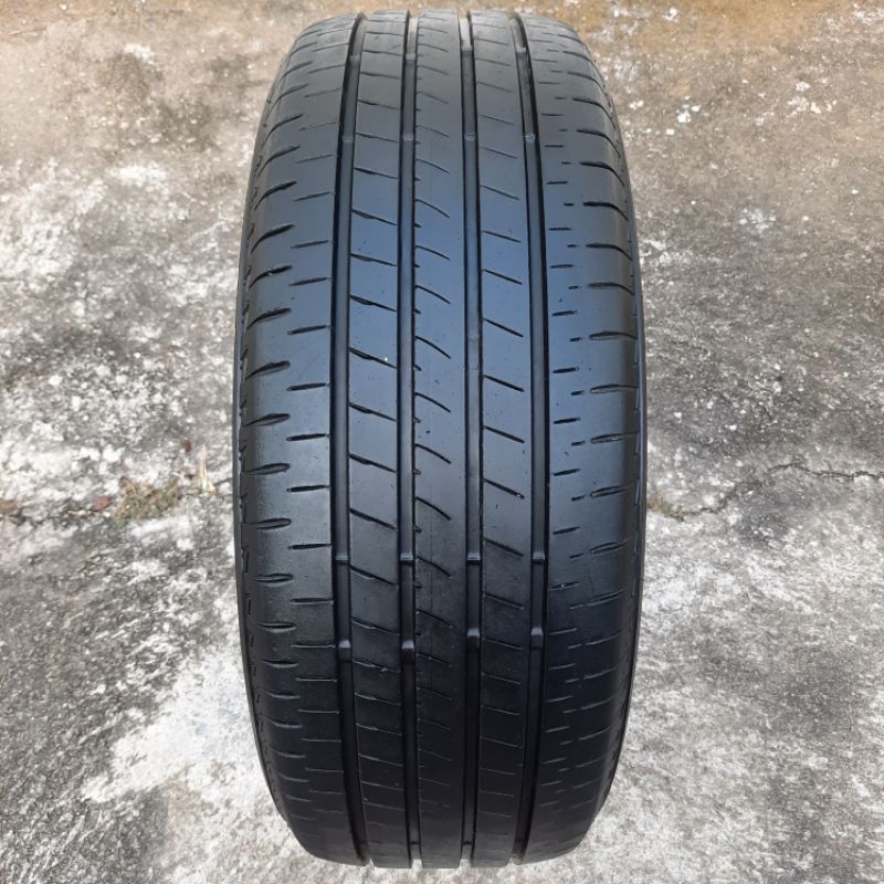 Ban R17 215/55 Bridgestone Turanza Second