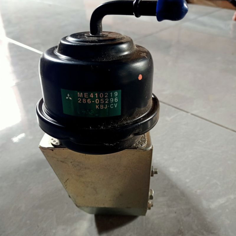 brik brake exhaust canter turbo ps110 / 125 /136  original Mitsubishi asli