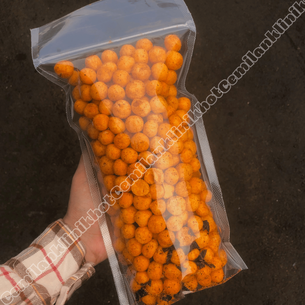 

Endog Lewo Pedas / Cimol Cikruh Pedas Daun Jeruk - 500 GRAM