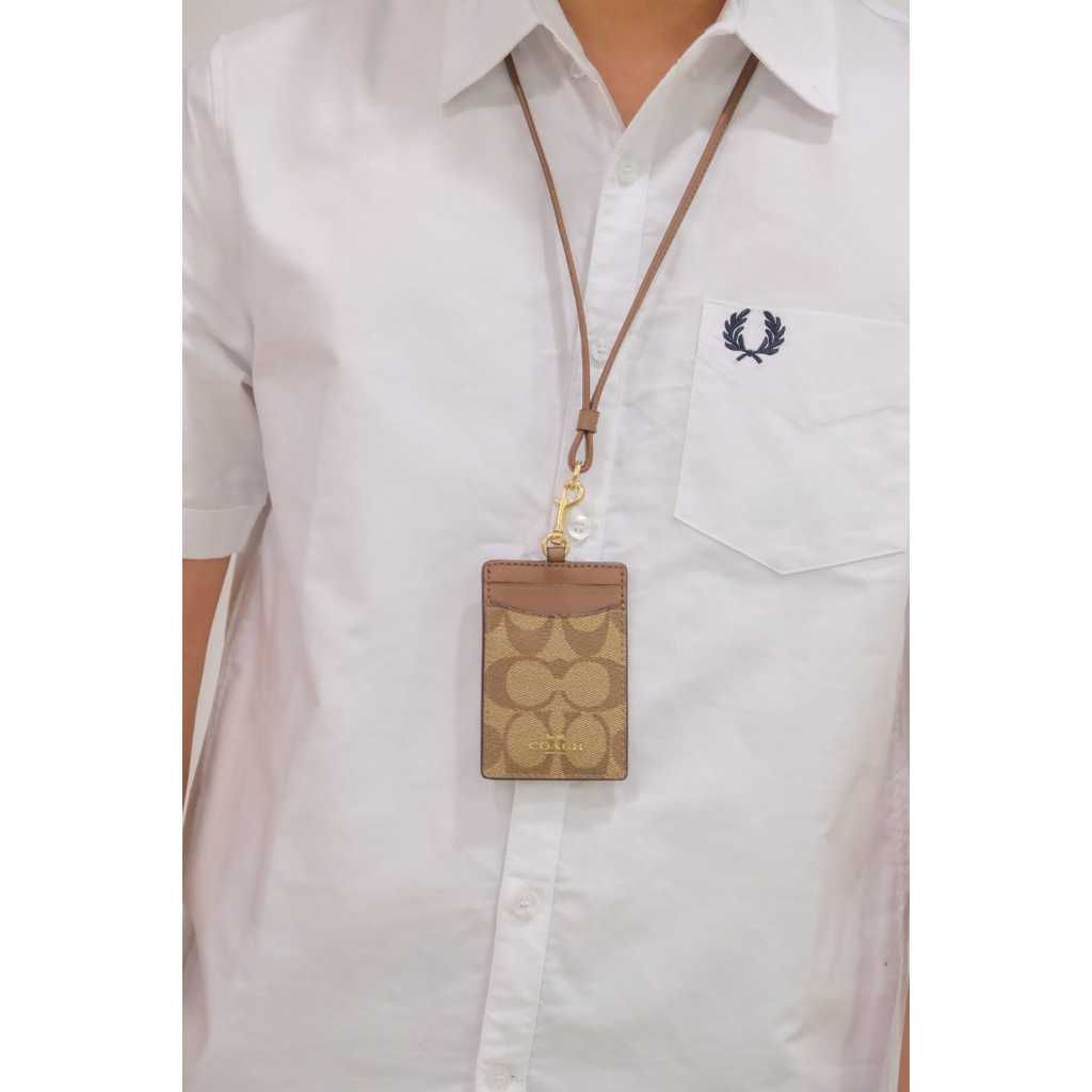 

C*ACH KHAKI LANYARD