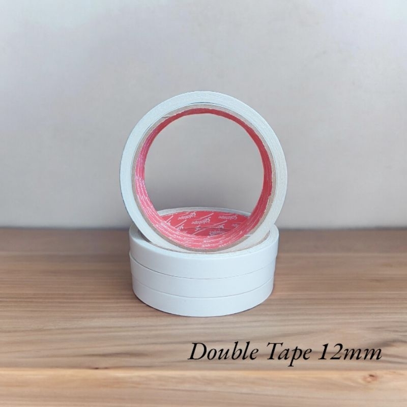 

Double tape kertas Uk:12mmx8mtr - Solatape- 1/2 inch-Murah Dan Berkualitas