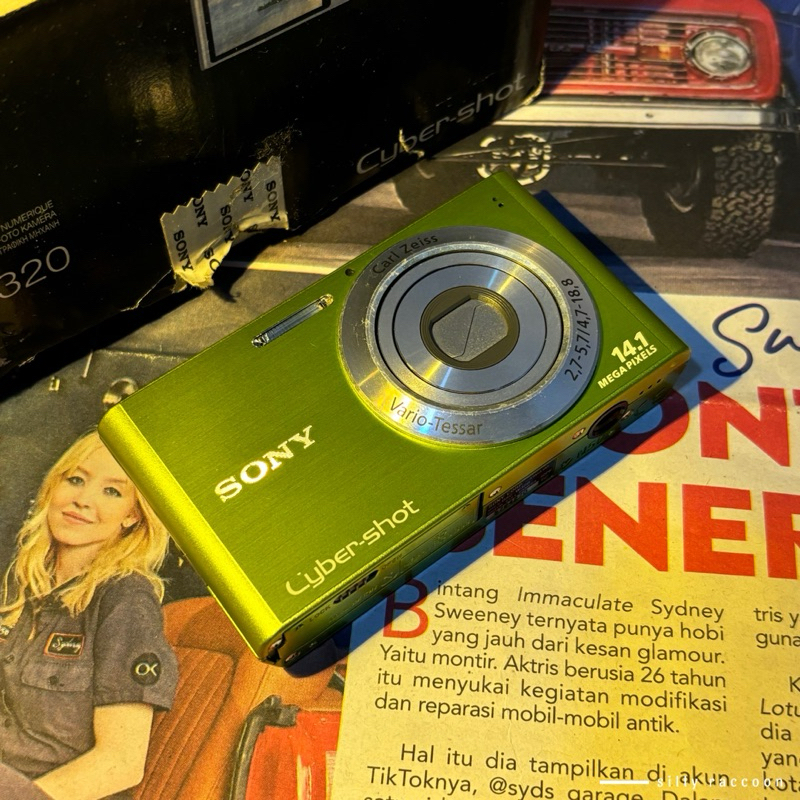 (Fullset) Sony CyberShot DSC W320 Green - Digicam