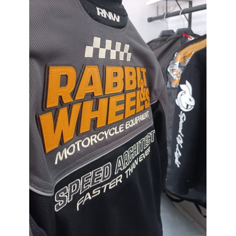RABBIT AND WHEELS JACKET CARBON 2024 LIMITED EDITION SIZE L LIKE NEW