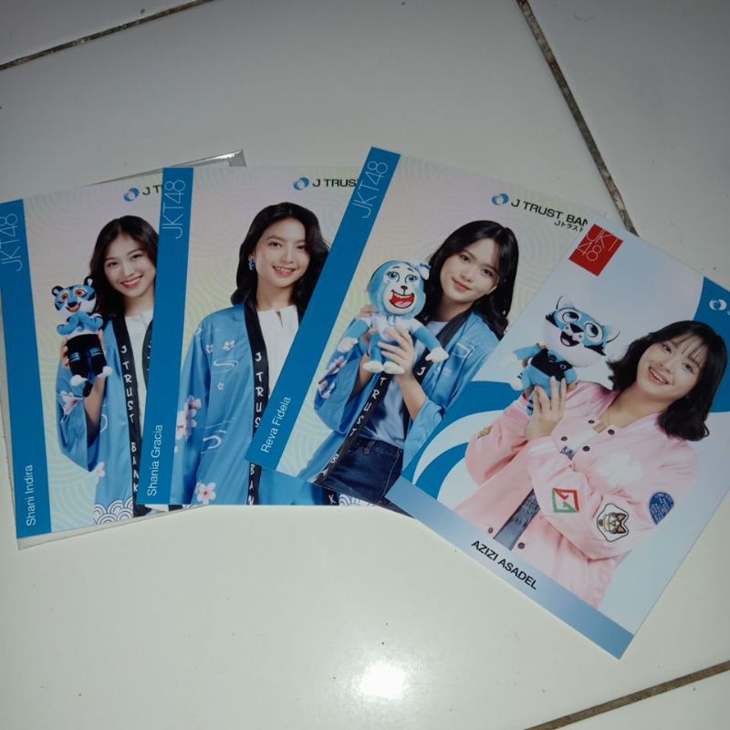 PP Official Photopack JKT48 x Jtrust Bank