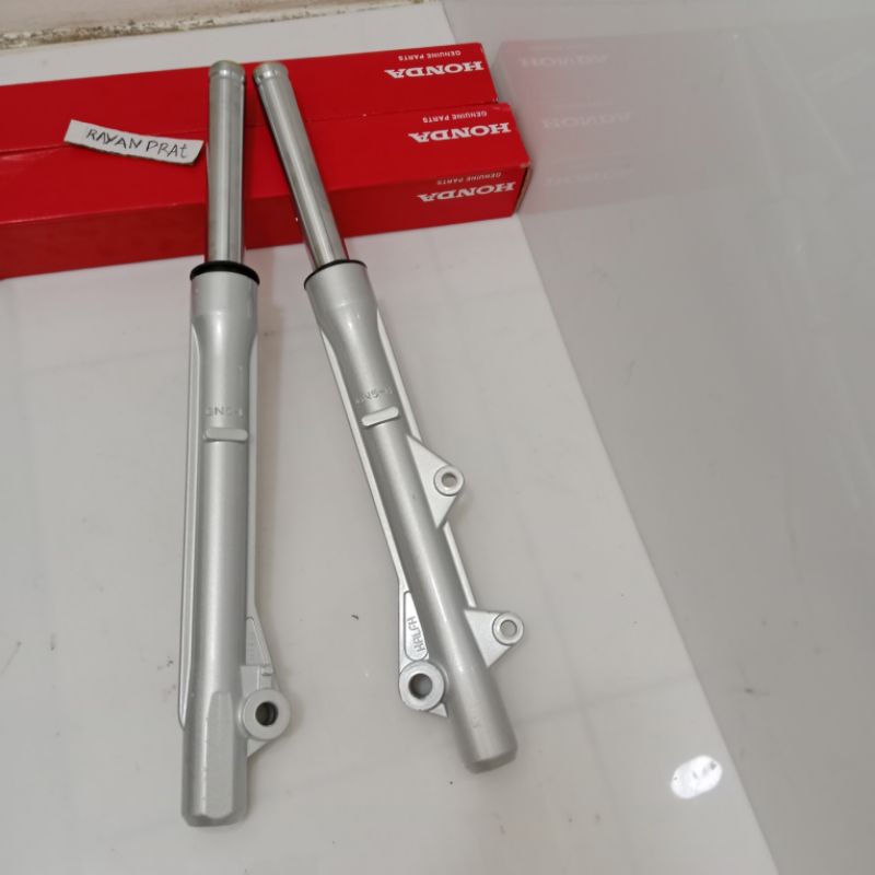 Shock depan as sok Tabung Revo lama Revo lama Revo lama Revo lama komplit kph