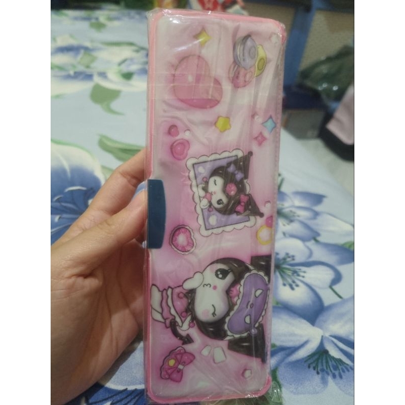 

Kotak Pensil Kuromi