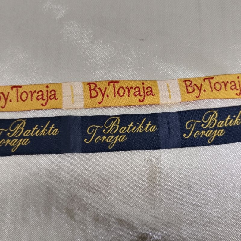 

2x5 cm label woven bordi/ label hijab / label baju anak / label pakaian