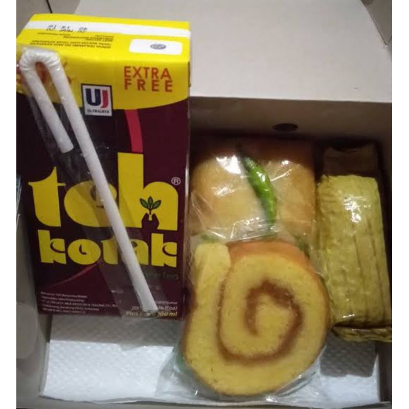 

Snack Box Paket isi 3 kue + Teh Kotak Termurah