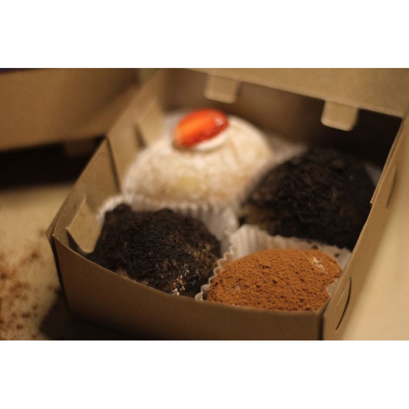PAKET MOCHI PARADISE ( MOCHI ICHIGO DAIFUKU )