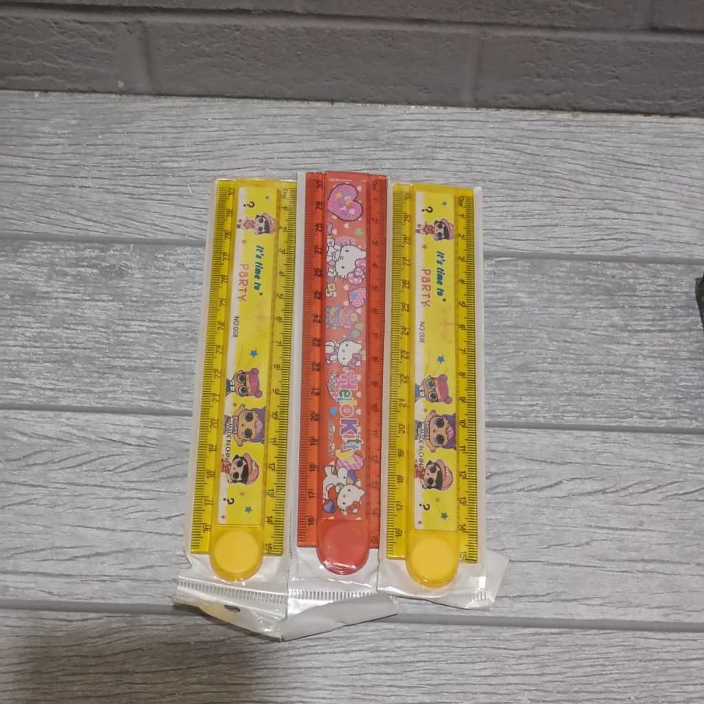 

RB ( PAKET LENGKAP SEKOLAH ) 10 BUKU BMCAMPUS ISI 36 LEMBAR + 2 pulpen + 2 pensil +2 penghapus + 2