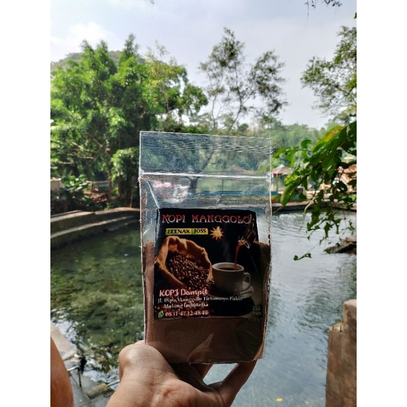 

Kopi bubuk murni kasar istimewa(Kopi Manggolo 250gram)