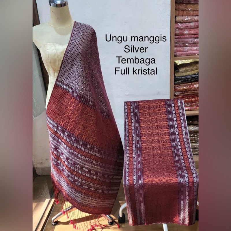 Songket Tumtuman Tanpa Sambungan Sarung Selendang  Kristal Warna Ungu Manggis Silver Tembaga