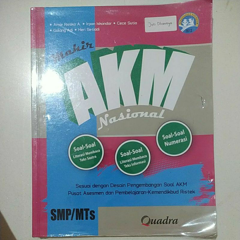

buku AKM nasional untuk smp( quadra)
