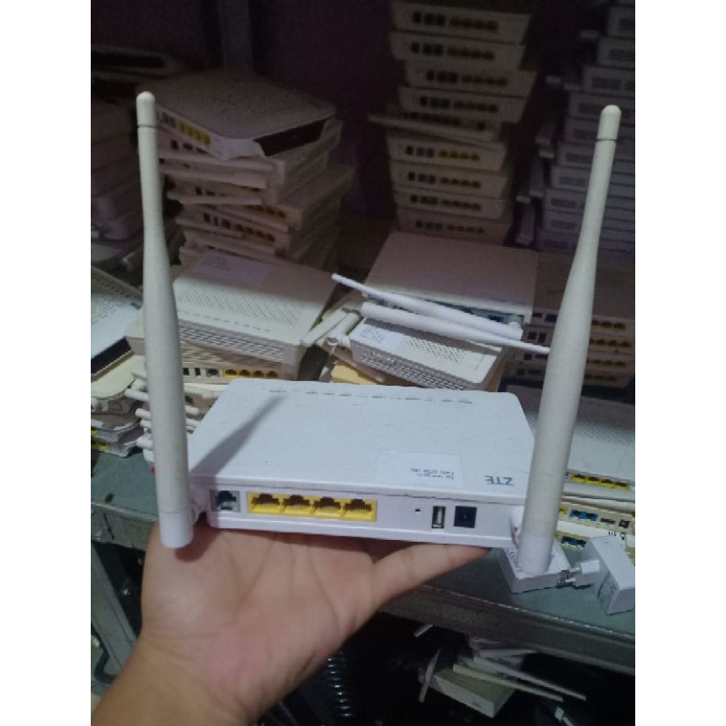 ZTE F450 EPON ONT Plus adaptor