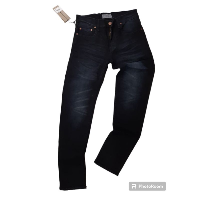 celana jeans import mrek dior#celana pria slimfit#import#bahan tebal,sejuk,dan nyaman di pakai#