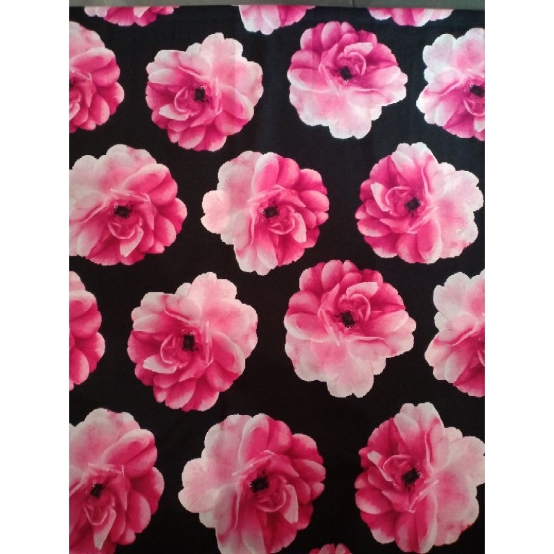 KAIN MULTI WOLFIS MOTIF BUNGA CEPLOK DASAR HITAM (2,9 m = Rp76.000)