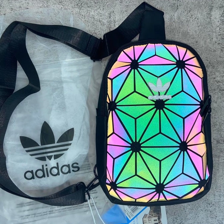 ADIDAS ISSEY MIYAKE SHOULDERBAG  TAS SELEMPANG ADIDAS  TAS PINGGANG ADIDAS  TAS PINGGANG  TAS SELEMP