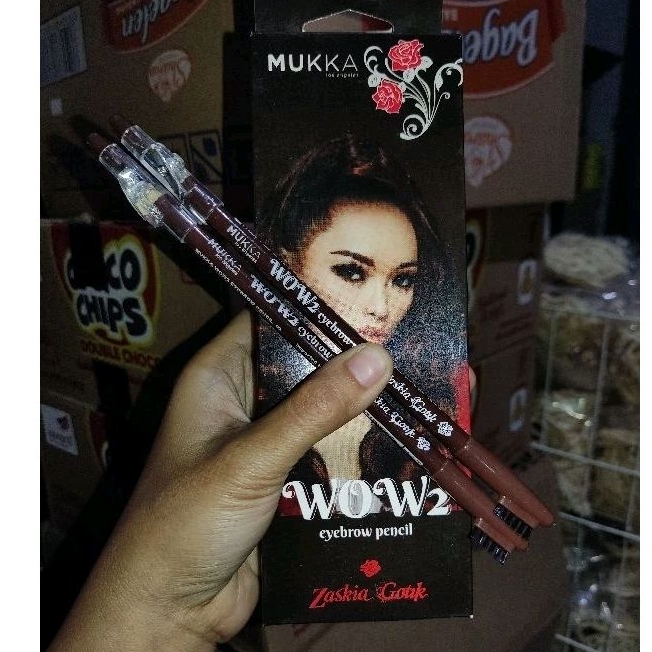 MUKKA WOW EYE BROW PENSIL/PINSIL ALIS MUKKA WARNA COKLAT