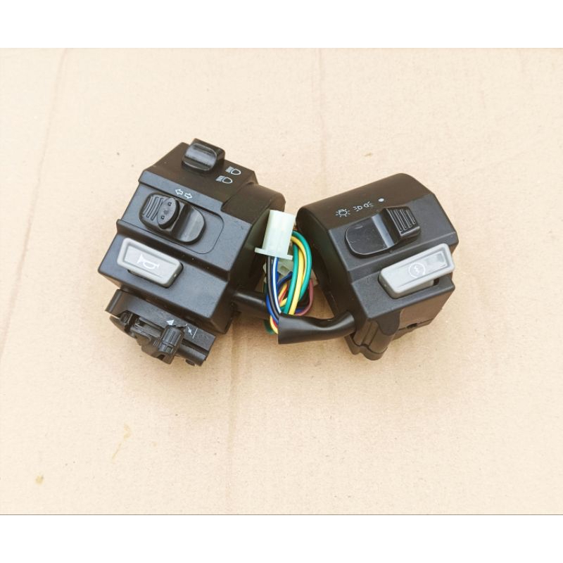 sepasang saklar vega r new saklar kiri vega r new saklar kanan vega r new saklar satu set vega r new