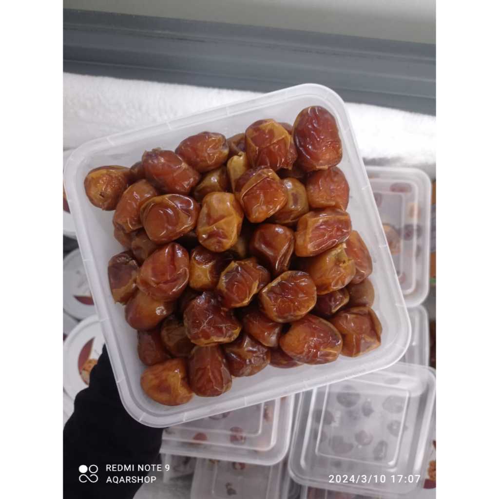 

Kurma Sukari kurma Lembut Berdaging Tebal Enak