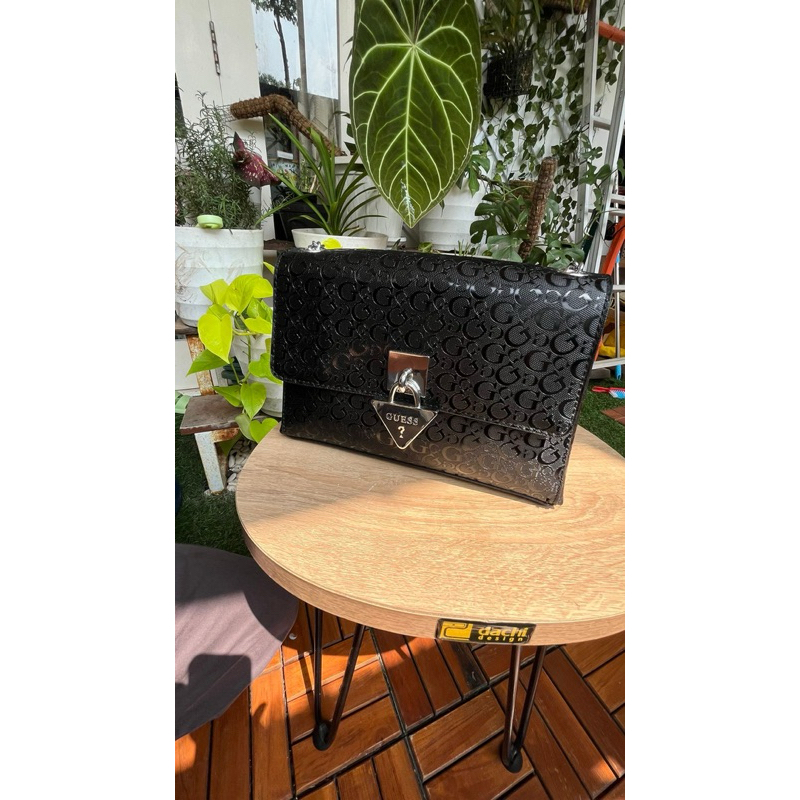 Jual Tas Guess Preloved Original Hitam Kulit