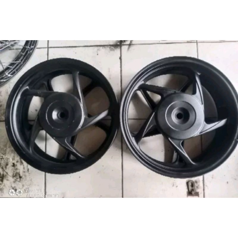 pelek belakang beat karbu Vario110 karbu beat esp beat fi.