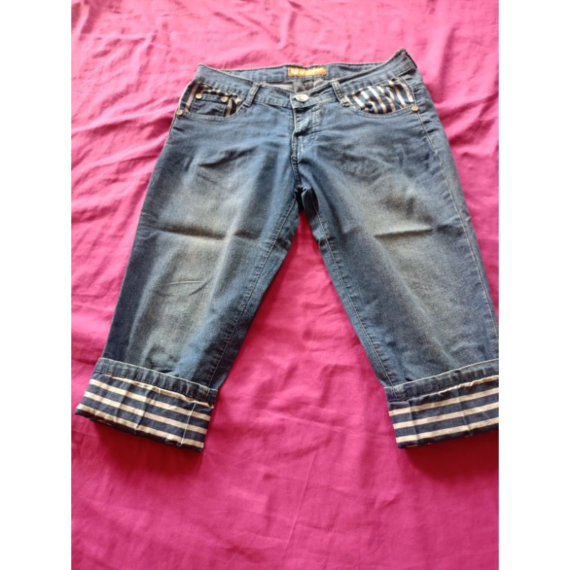 preloved Celana jeans 3/4 wanita (income jeans)