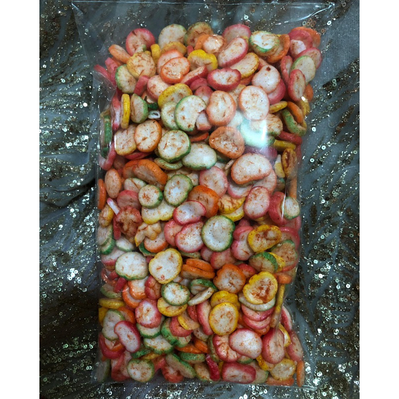 

KERUPUK KANCING (kue)