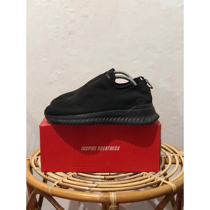 sepatu second skechres