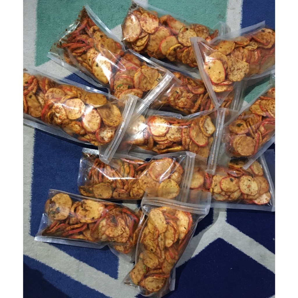 

Kerupuk Pedas Asin Gurih Daun Jeruk 100 gr