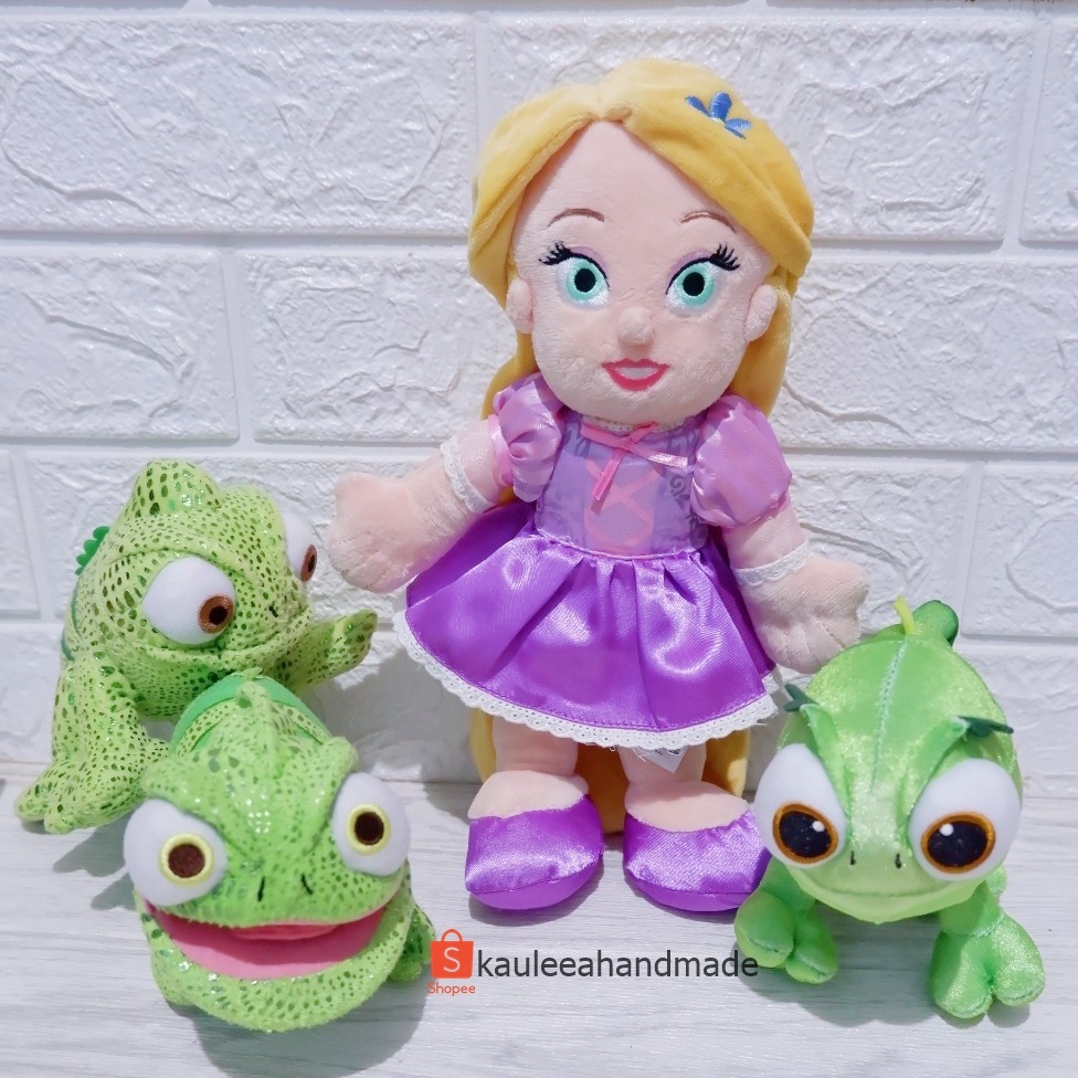 Boneka Rapunzel Pascal kuda maximus princess disney movie tangled original